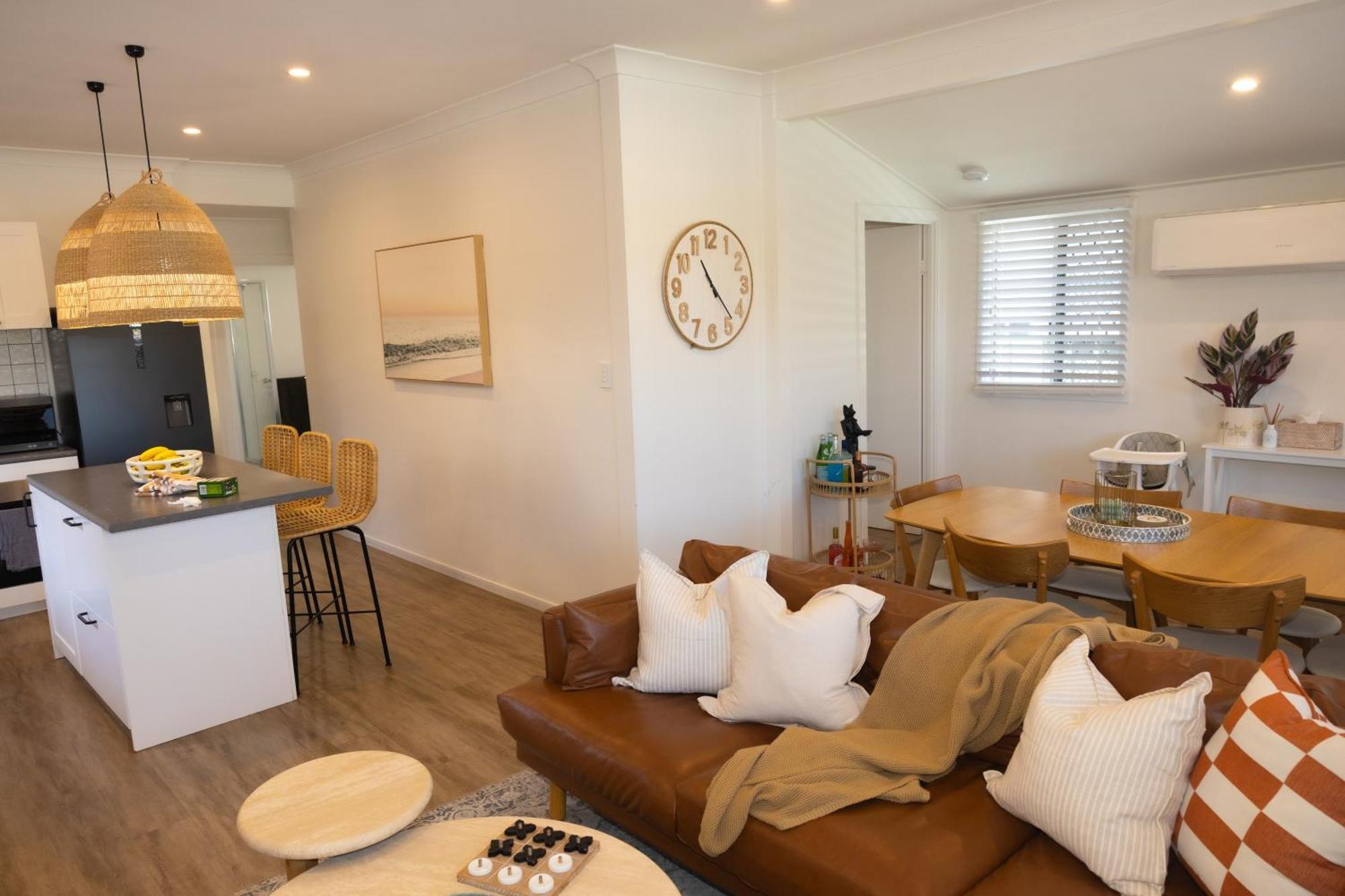 Comfortable Beach Home Скарборо Экстерьер фото